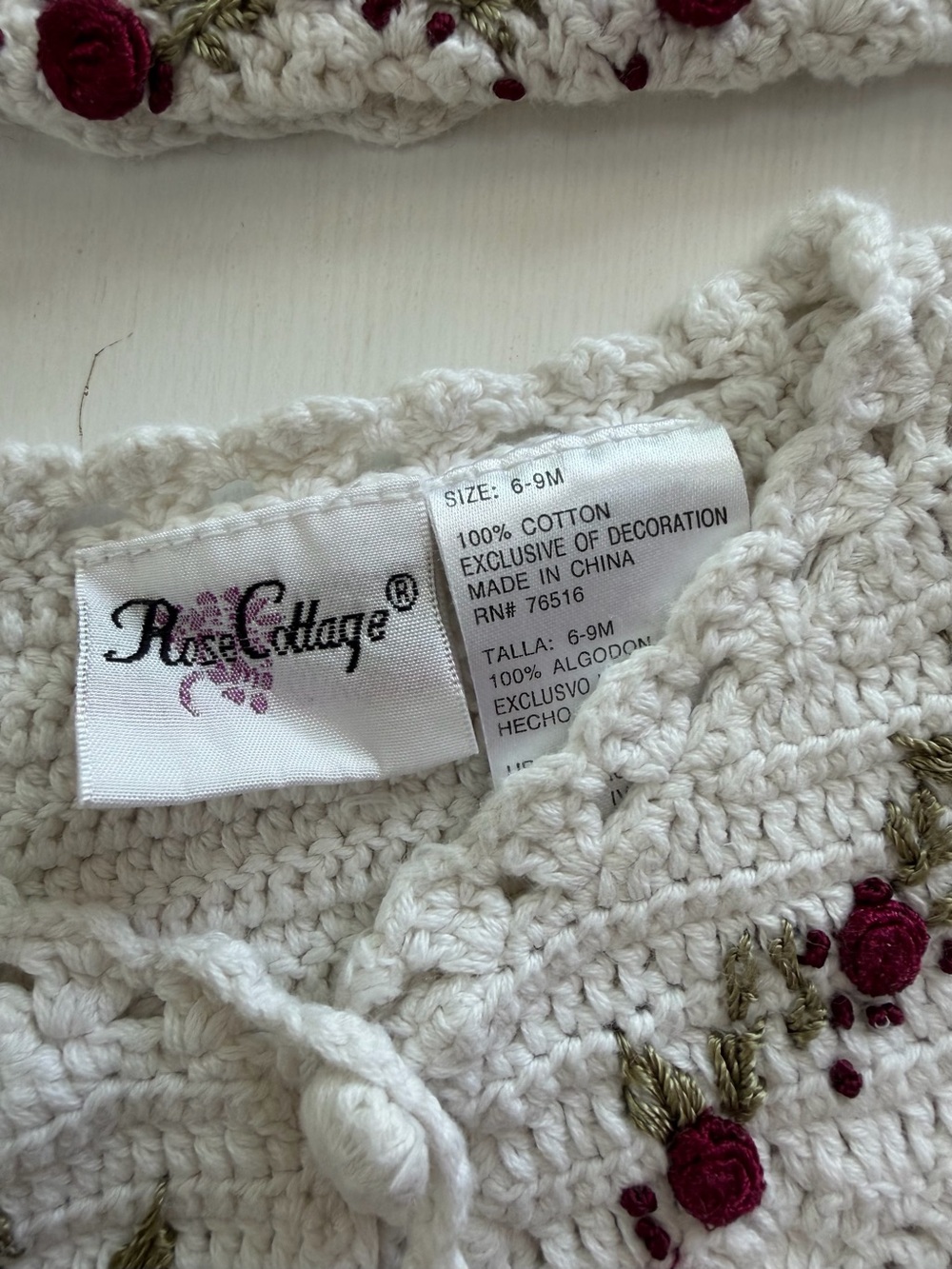 Rose Cottage embroidered baby sweater and matching hat set in size 6–9 months. - Picture 3 of 6